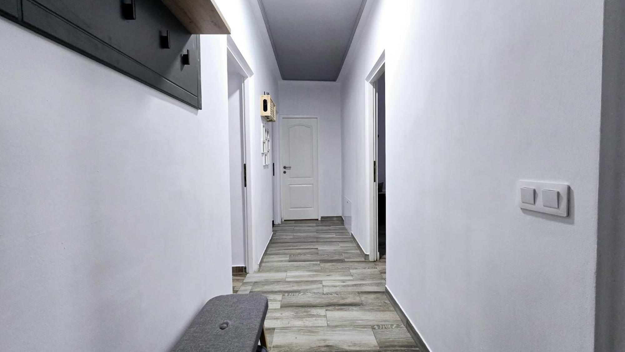 Apartament 3 Camere Hd Hunedoara Dış mekan fotoğraf
