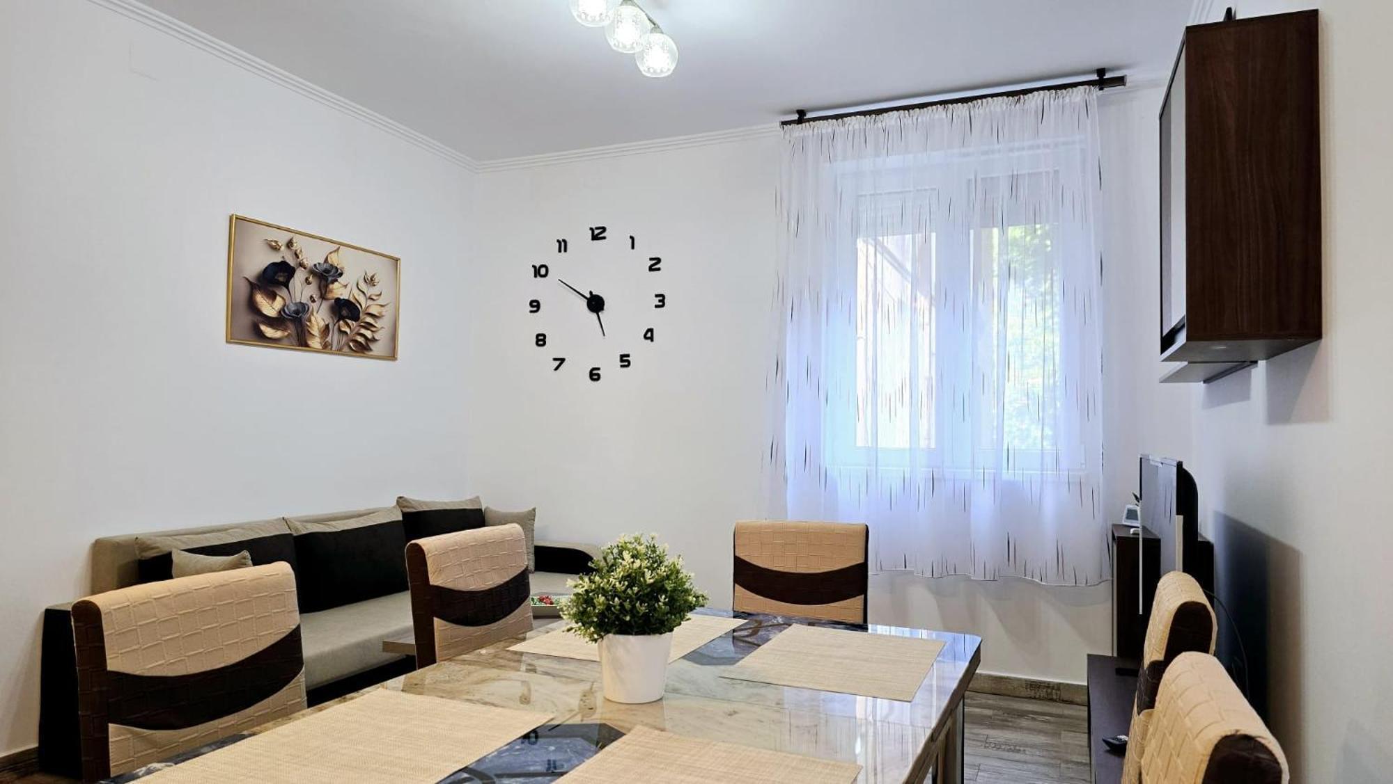 Apartament 3 Camere Hd Hunedoara Dış mekan fotoğraf