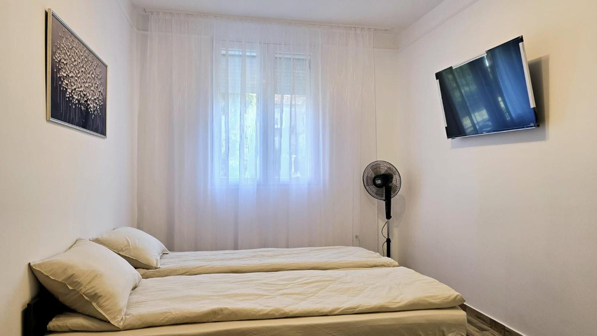 Apartament 3 Camere Hd Hunedoara Dış mekan fotoğraf