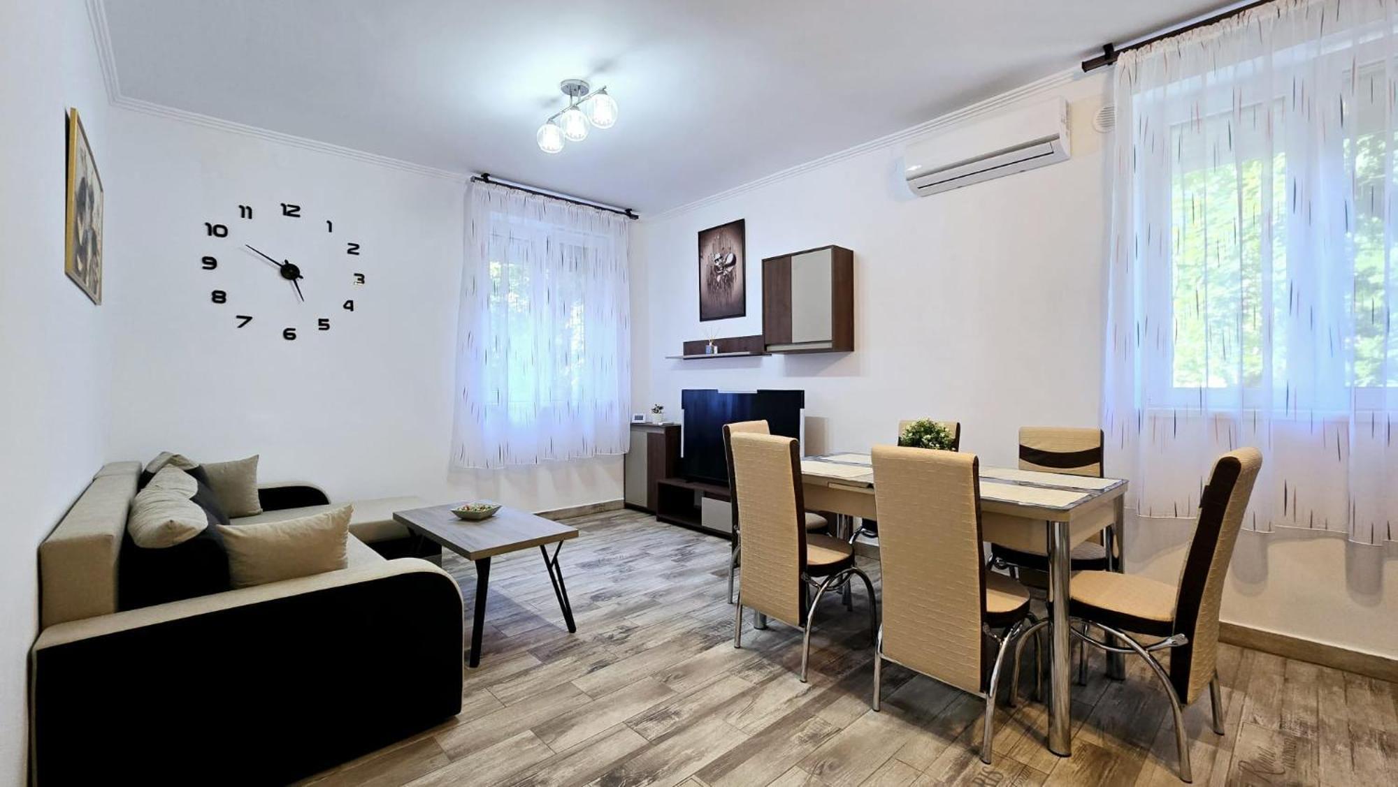 Apartament 3 Camere Hd Hunedoara Dış mekan fotoğraf
