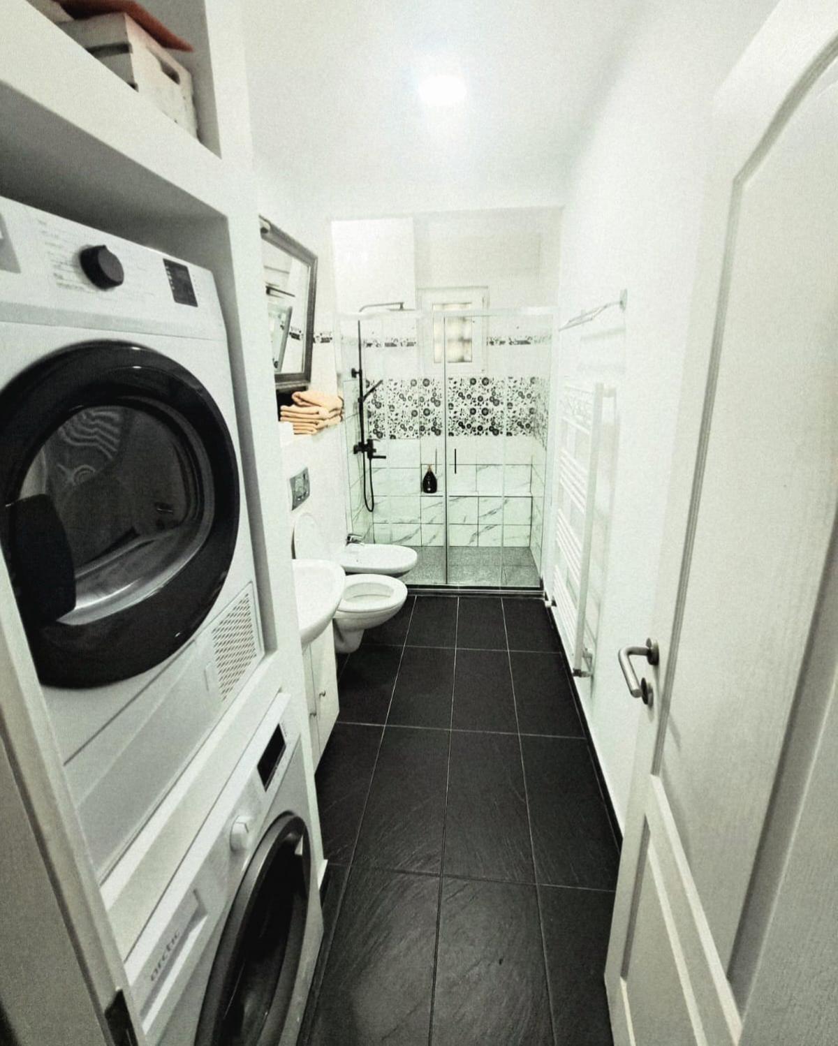Apartament 3 Camere Hd Hunedoara Dış mekan fotoğraf