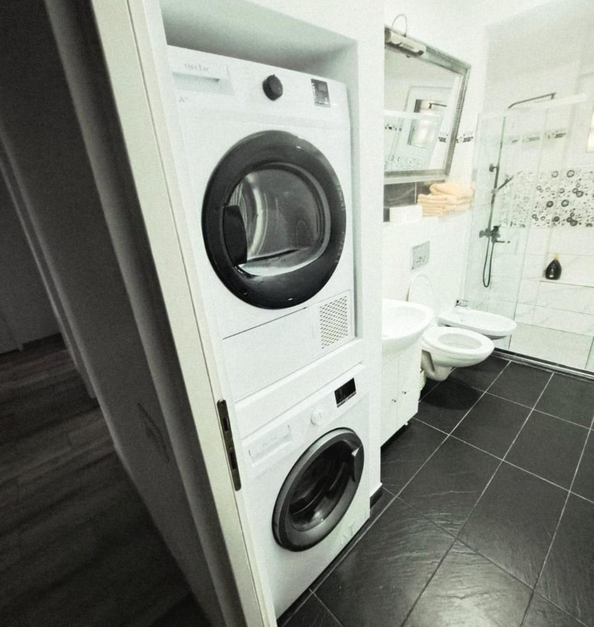 Apartament 3 Camere Hd Hunedoara Dış mekan fotoğraf