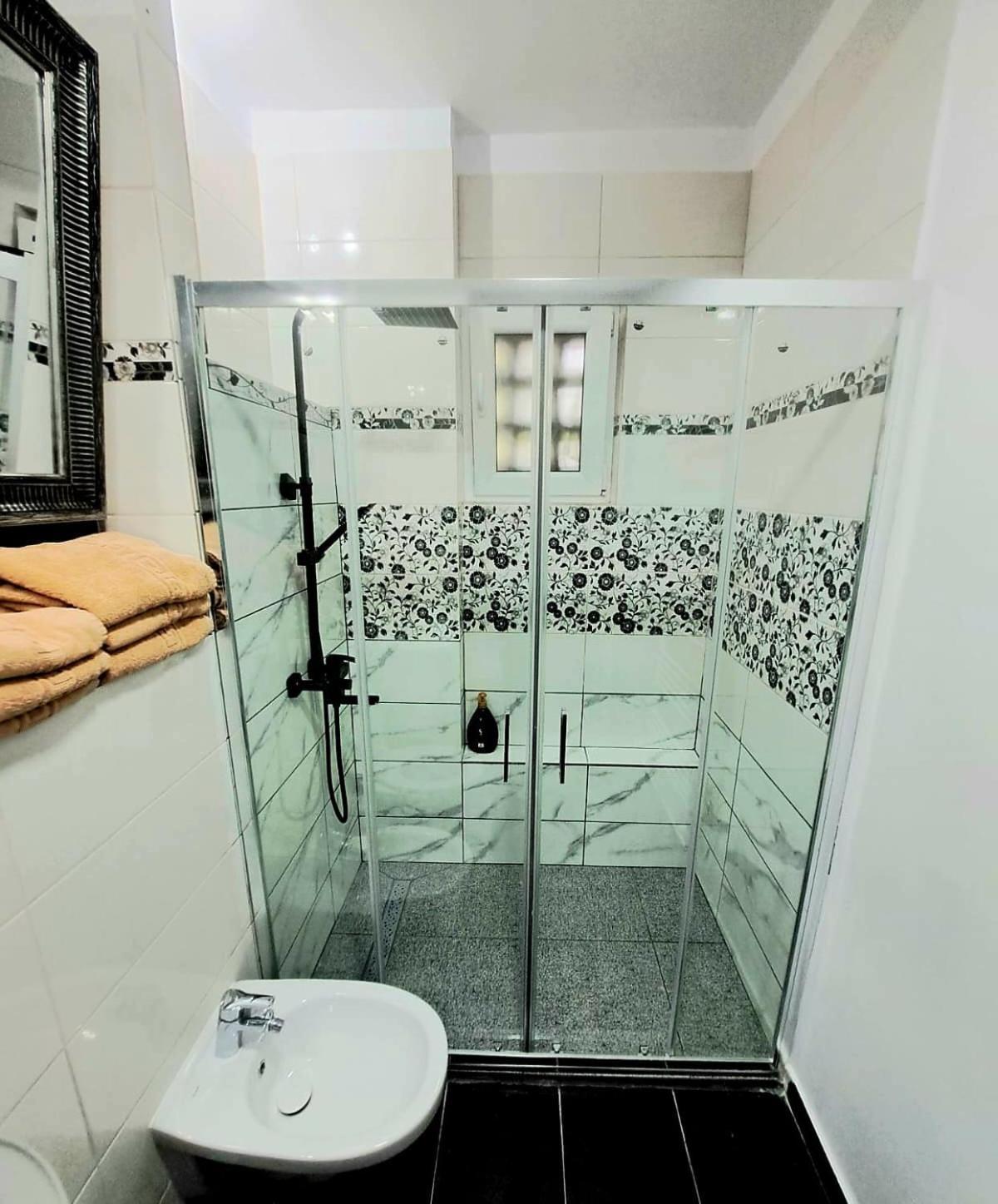 Apartament 3 Camere Hd Hunedoara Dış mekan fotoğraf